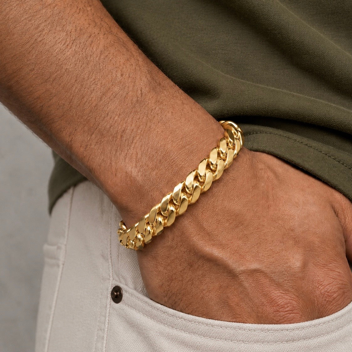 14kt Gold Cuban Link Bracelet